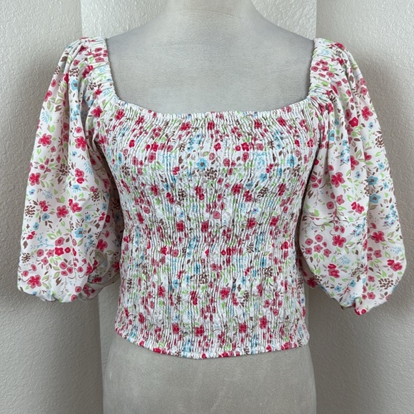 Sōkėe Collection Puff Sleeve Smocked Top Size X-Large NWT - Picture 4 of 9